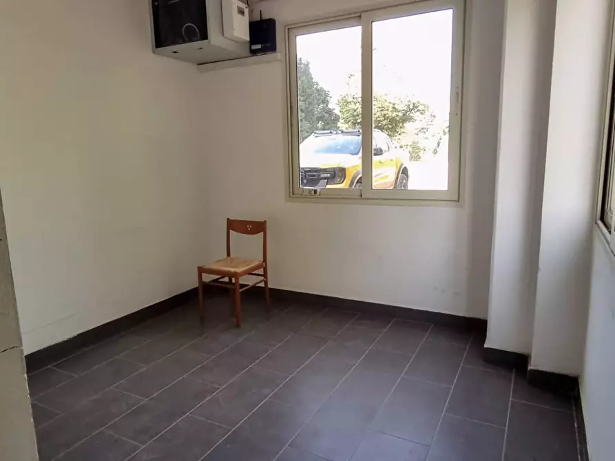 Immagine 22 di Capannone industriale in affitto  in Via Stradella a Labico