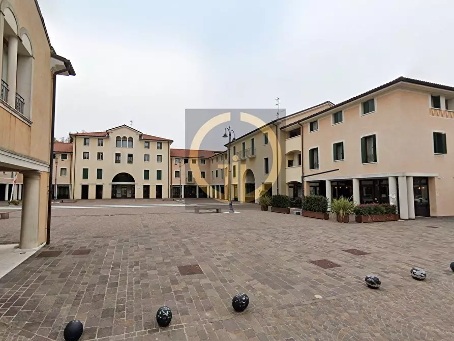 Immagine 1 di Appartamento in vendita  in Piazza Carlo Alberto Dalla Chiesa a Cornuda