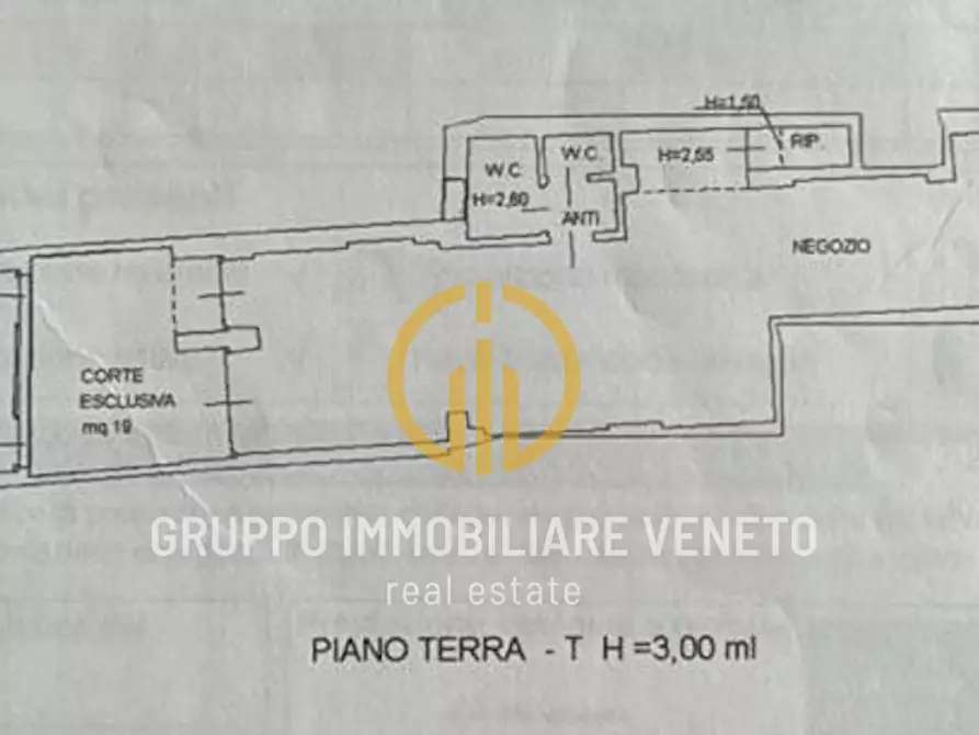 Immagine 8 di Locale commerciale in affitto  in Via Riccati a Treviso