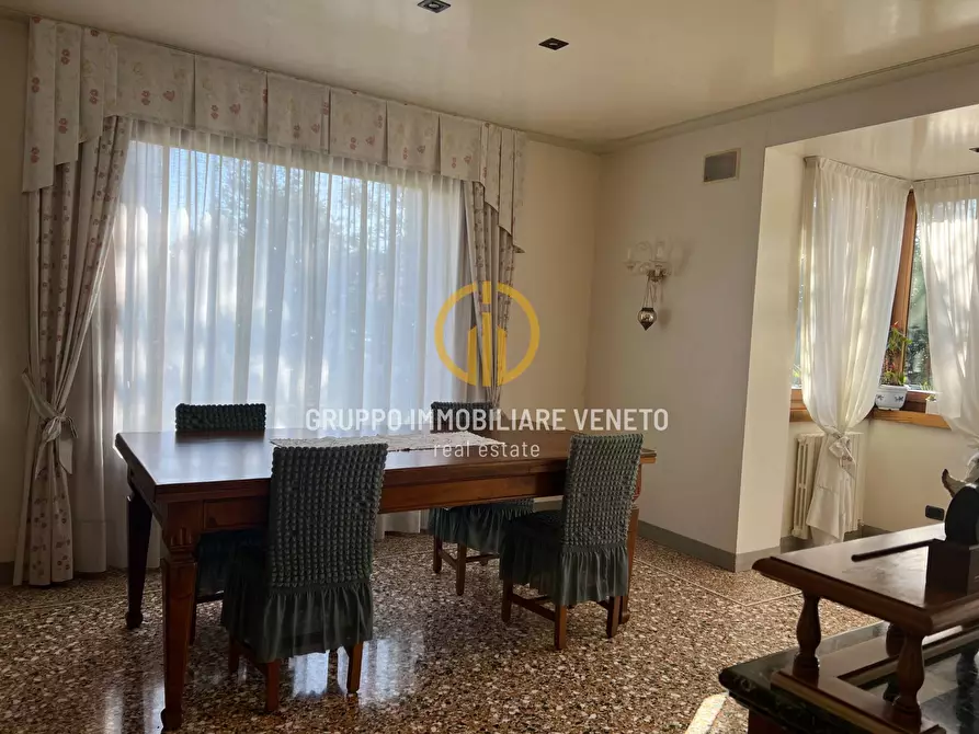 Immagine 4 di Villa in vendita  in Viale Brigata Treviso a Treviso