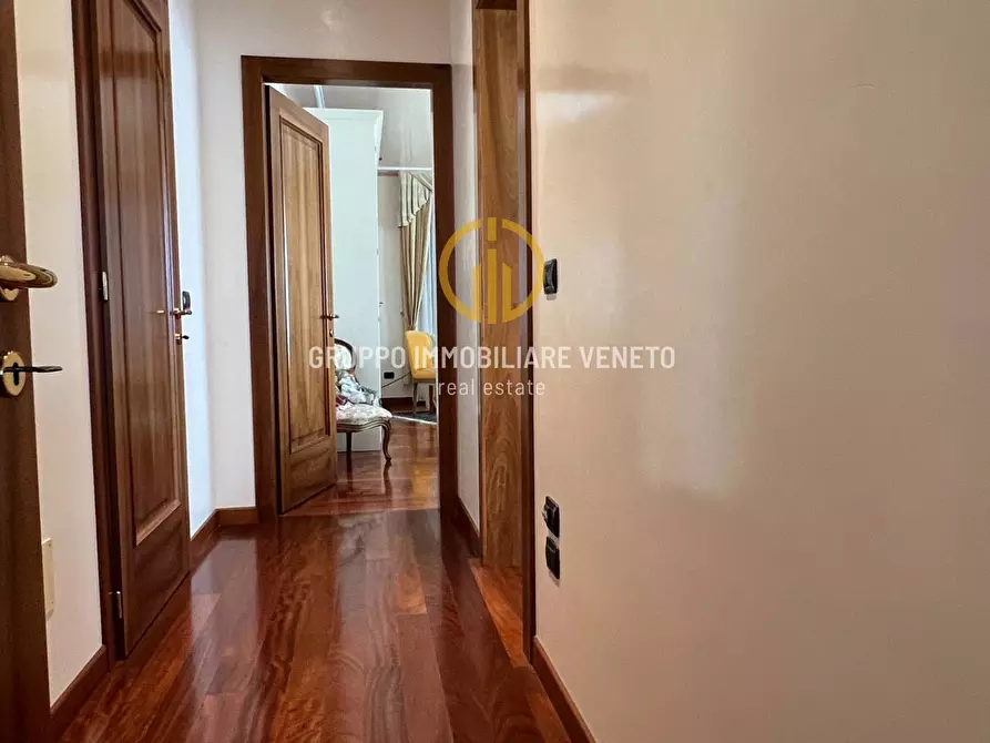 Immagine 19 di Villa in vendita  in Viale Brigata Treviso a Treviso