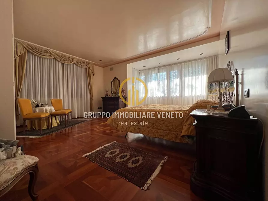 Immagine 16 di Villa in vendita  in Viale Brigata Treviso a Treviso