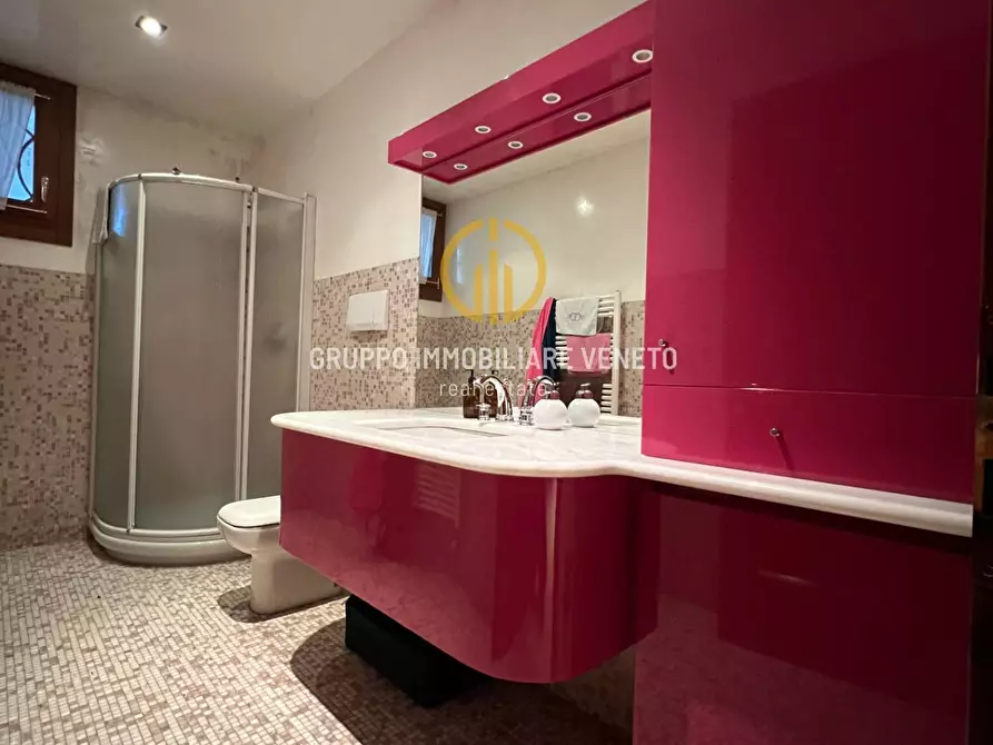 Immagine 23 di Villa in vendita  in Viale Brigata Treviso a Treviso