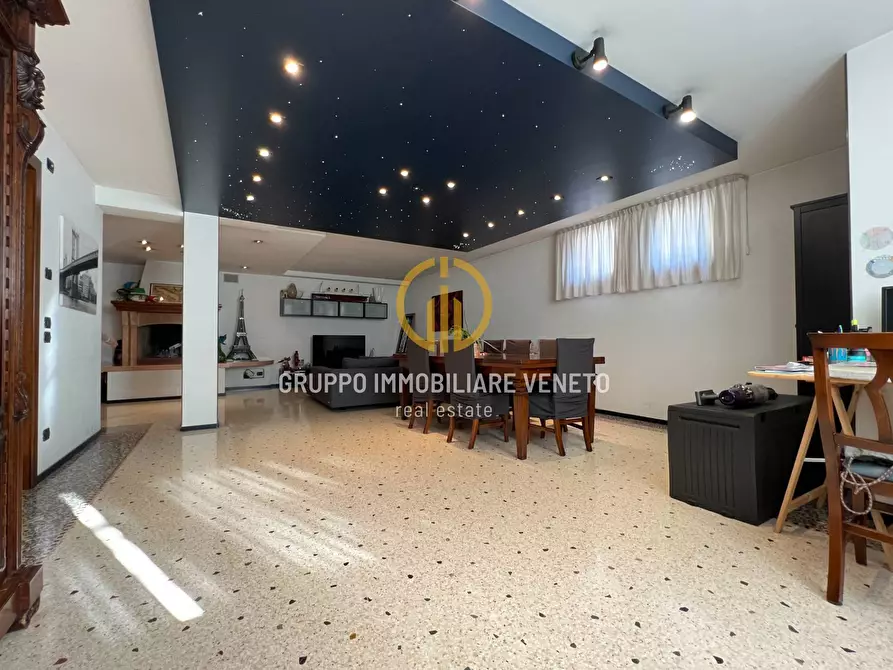 Immagine 25 di Villa in vendita  in Viale Brigata Treviso a Treviso