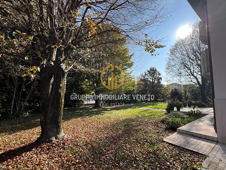 Immagine 29 di Villa in vendita  in Viale Brigata Treviso a Treviso