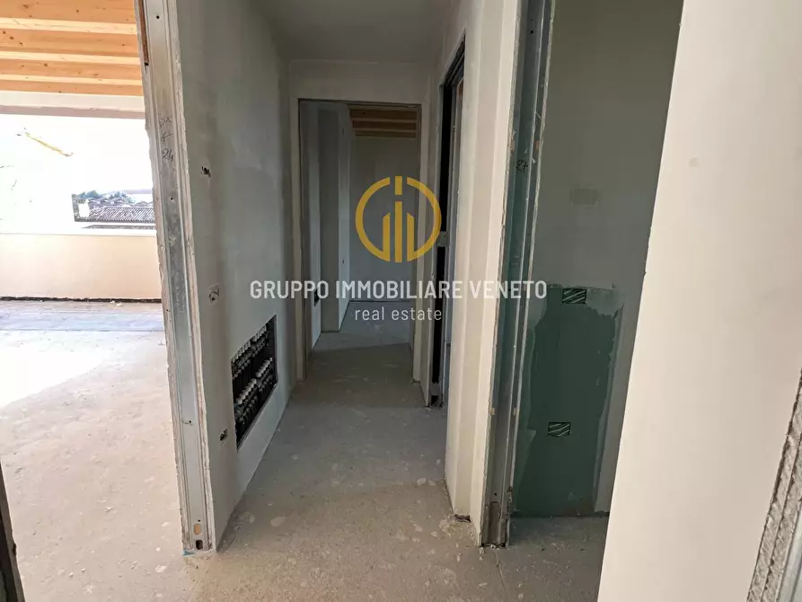 Immagine 5 di Appartamento in vendita  in Strada di Santa Bona Vecchia a Treviso