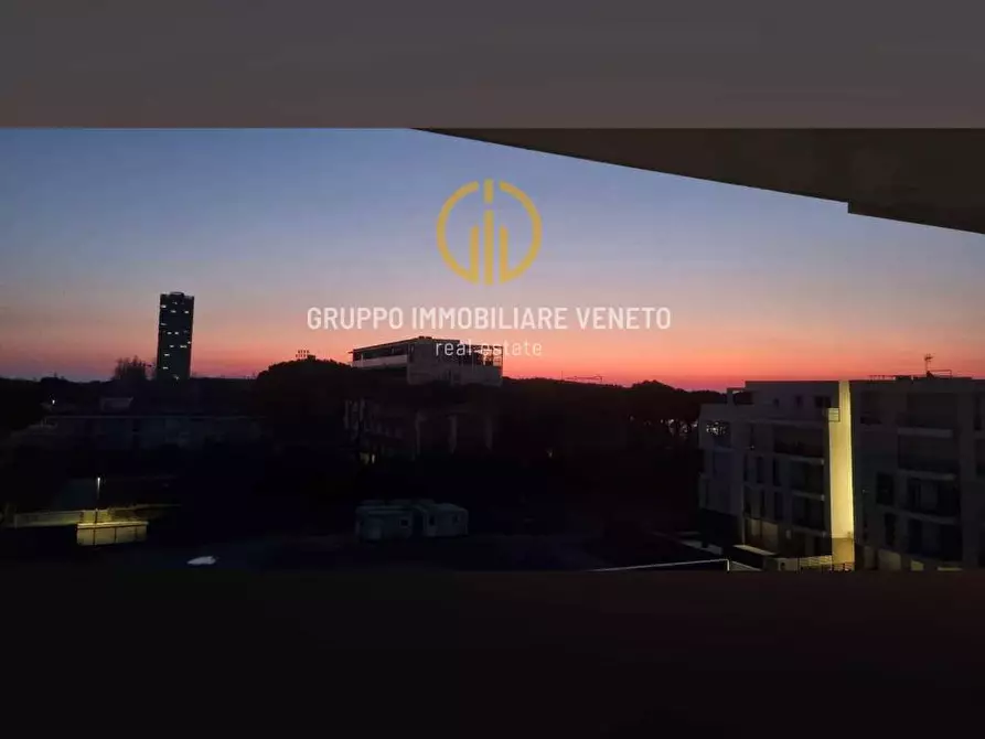 Immagine 23 di Appartamento in vendita  in Viale Oriente a Jesolo