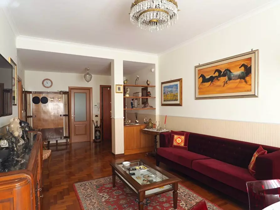 Immagine 1 di Appartamento in vendita  in Via Giulio Aristide Sartorio a Roma