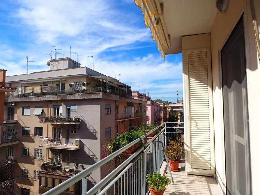Immagine 30 di Appartamento in vendita  in Via Giulio Aristide Sartorio a Roma