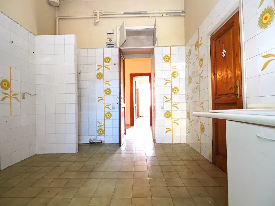 Immagine 25 di Appartamento in vendita  in Via Virgilio a Roma