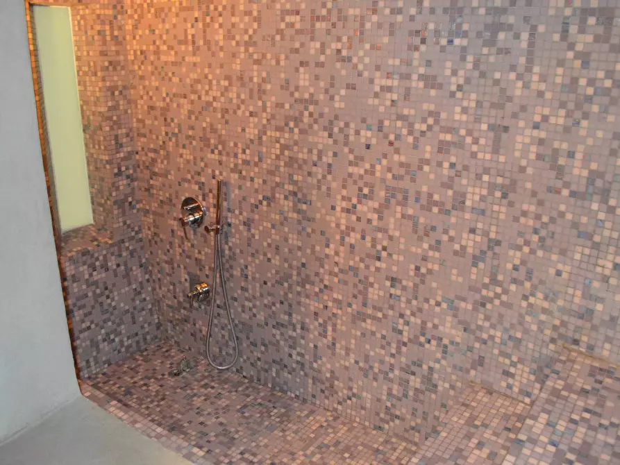 Immagine 30 di Appartamento in vendita  in Via Faleria a Roma