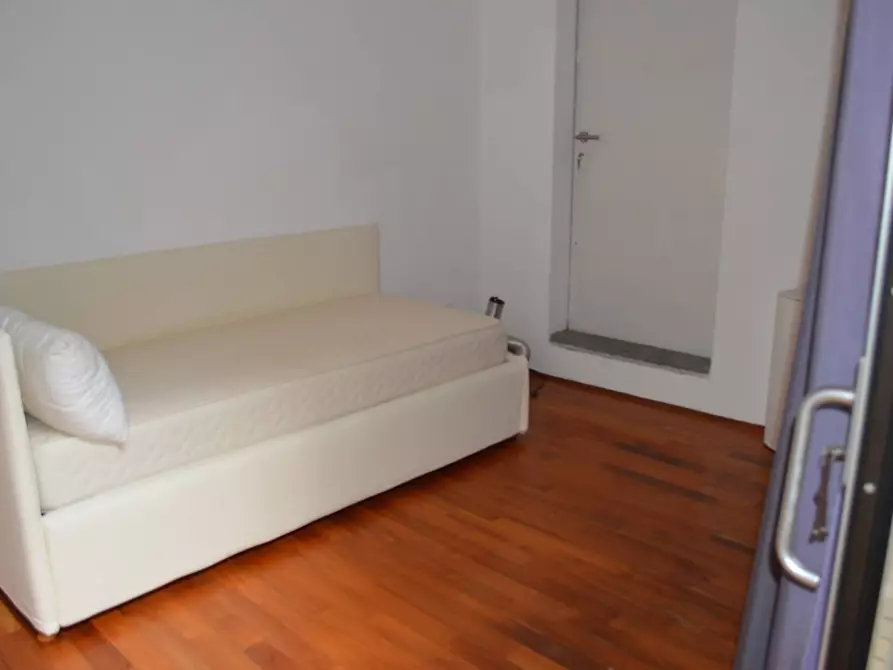 Immagine 20 di Appartamento in vendita  in Via Faleria a Roma