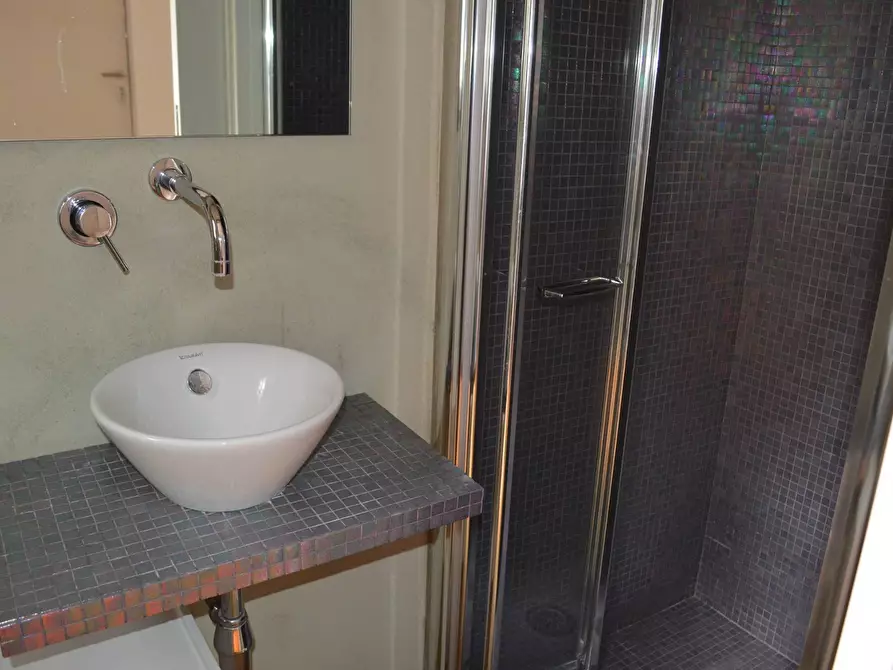 Immagine 21 di Villa in vendita  in Via Faleria a Roma