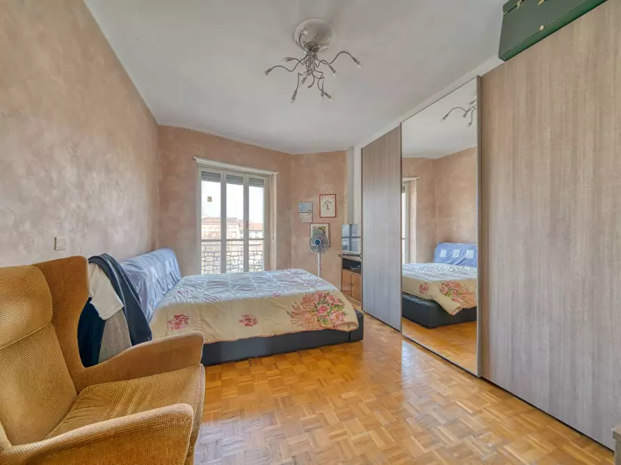 Immagine 8 di Appartamento in vendita  in corso umbria a Torino