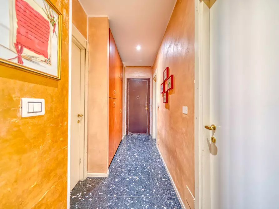 Immagine 7 di Appartamento in vendita  in corso umbria a Torino