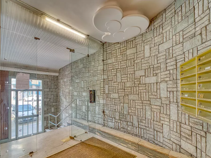 Immagine 2 di Appartamento in vendita  in corso umbria a Torino