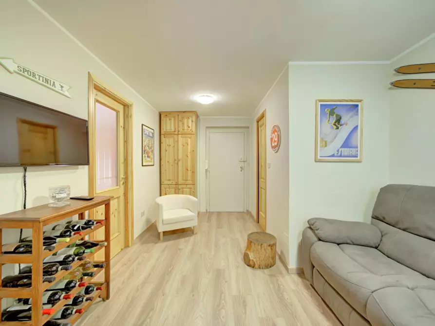 Immagine 8 di Appartamento in vendita  in via clotes a Sauze D'oulx