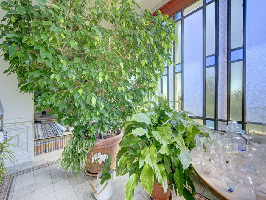 Immagine 18 di Villa in vendita  in via volta a Verbania