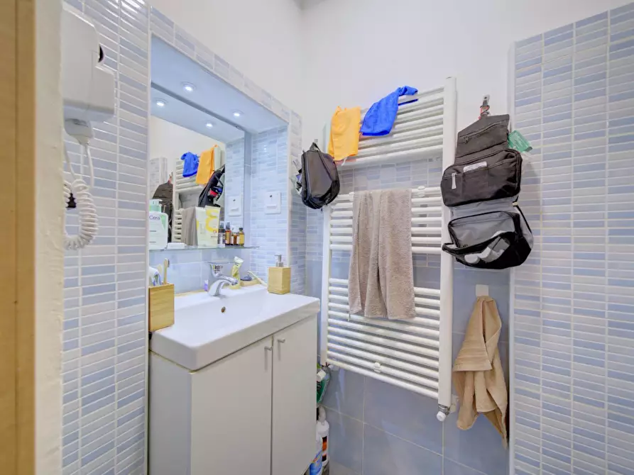 Immagine 13 di Appartamento in vendita  in Via Venasca a Torino