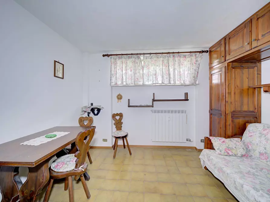 Immagine 11 di Appartamento in vendita  in via signal a Sauze D'oulx