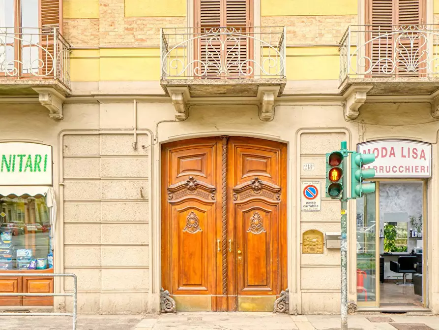 Immagine 7 di Appartamento in vendita  in Corso Regina Margherita a Torino