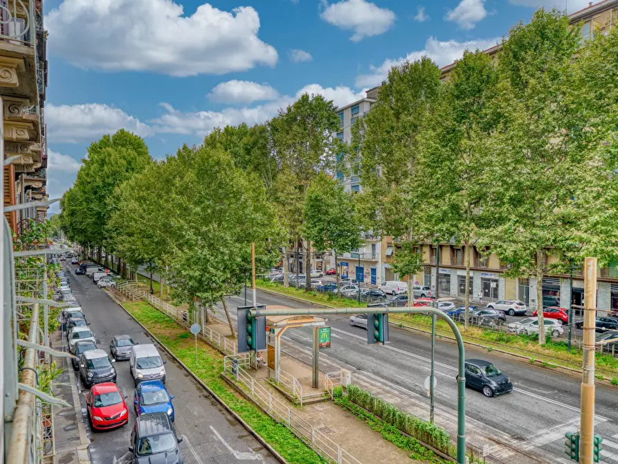 Immagine 15 di Appartamento in vendita  in Corso Regina Margherita a Torino