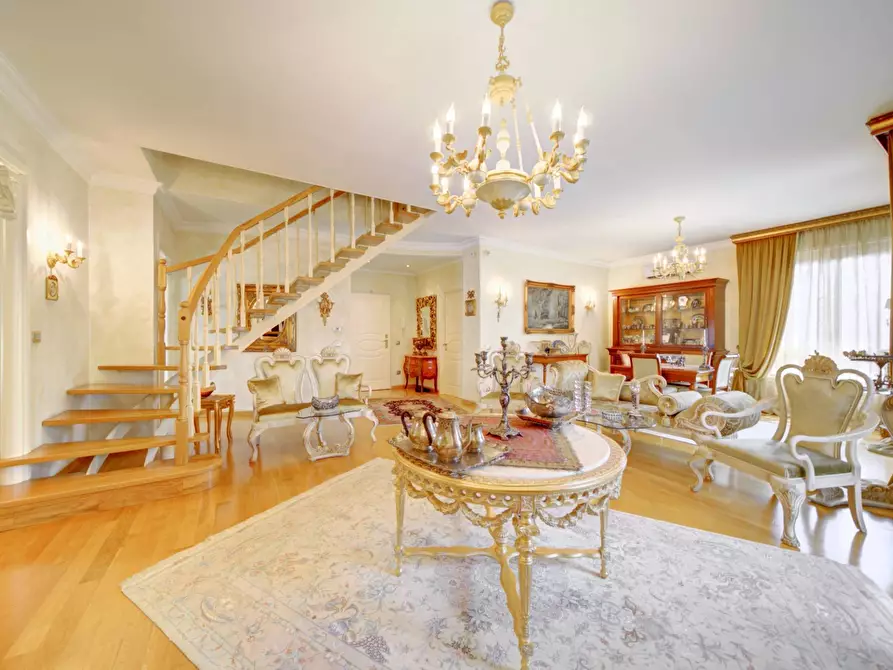 Immagine 12 di Appartamento in vendita  in Via Giovanni Servais a Torino