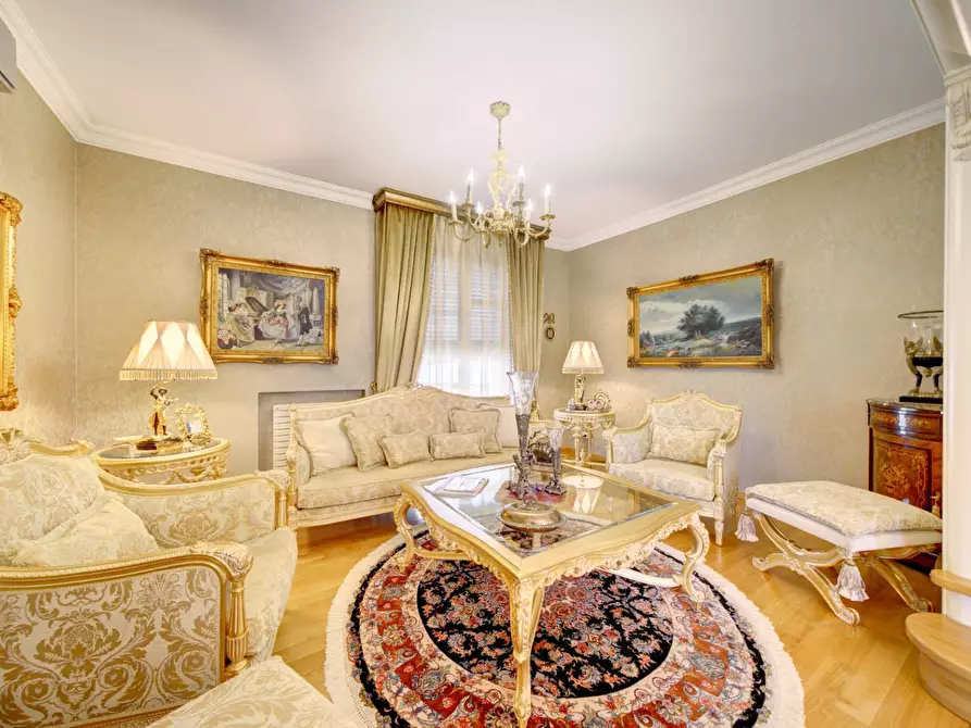 Immagine 15 di Appartamento in vendita  in Via Giovanni Servais a Torino