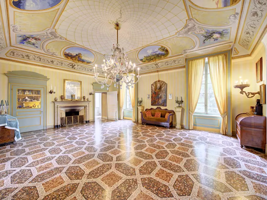 Immagine 20 di Palazzo in vendita  in Via Giovanni XXIII a Mercenasco