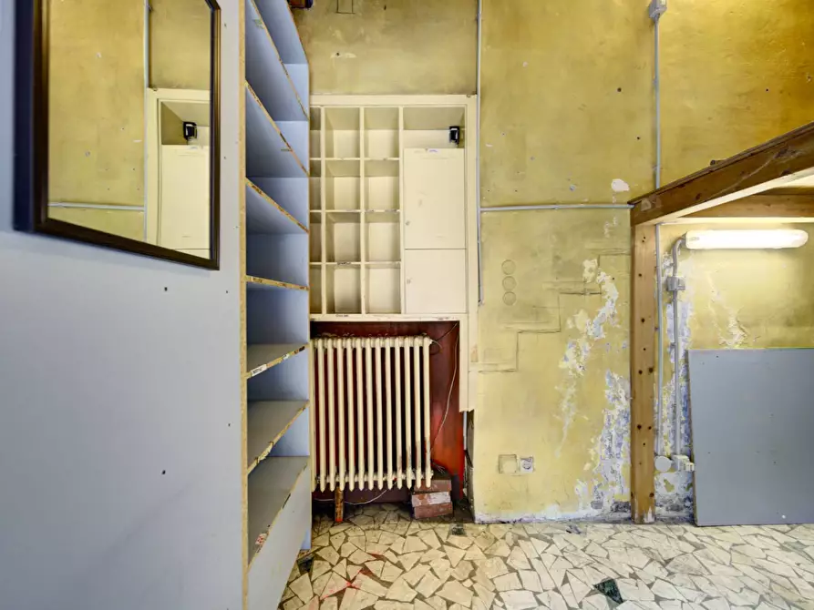 Immagine 14 di Locale commerciale in vendita  in Via Monginevro a Torino