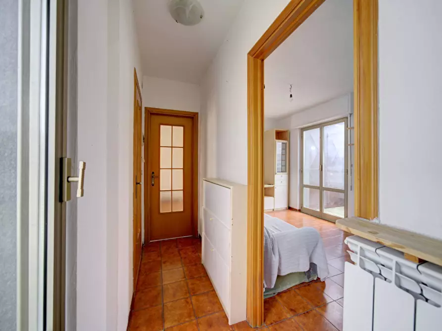 Immagine 10 di Appartamento in vendita  in Viale Liguria a Albenga