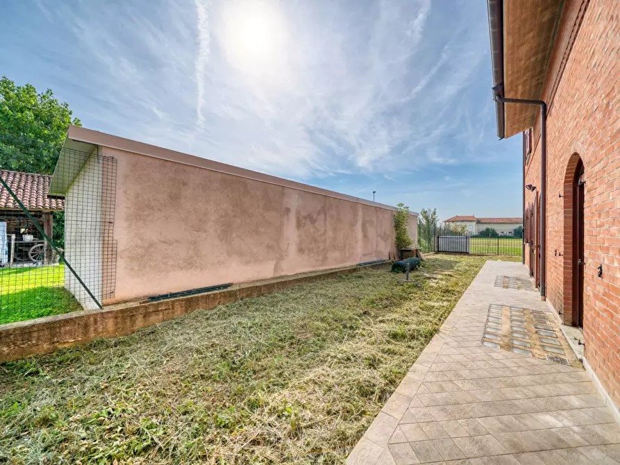 Immagine 7 di Villetta a schiera in vendita  in Strada del corno basso chialano a Villanova D'asti