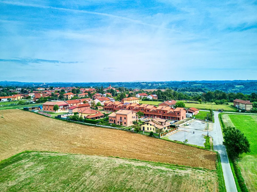 Immagine 3 di Villetta a schiera in vendita  in Strada del corno basso chialano a Villanova D'asti