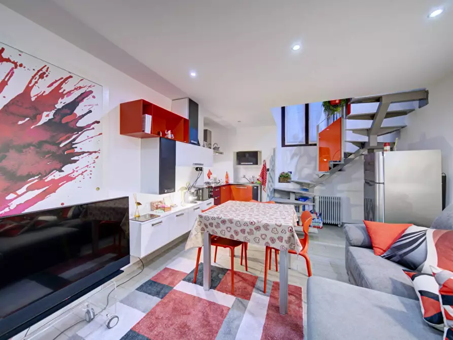 Immagine 9 di Appartamento in vendita  in Via Valfrè a Torino