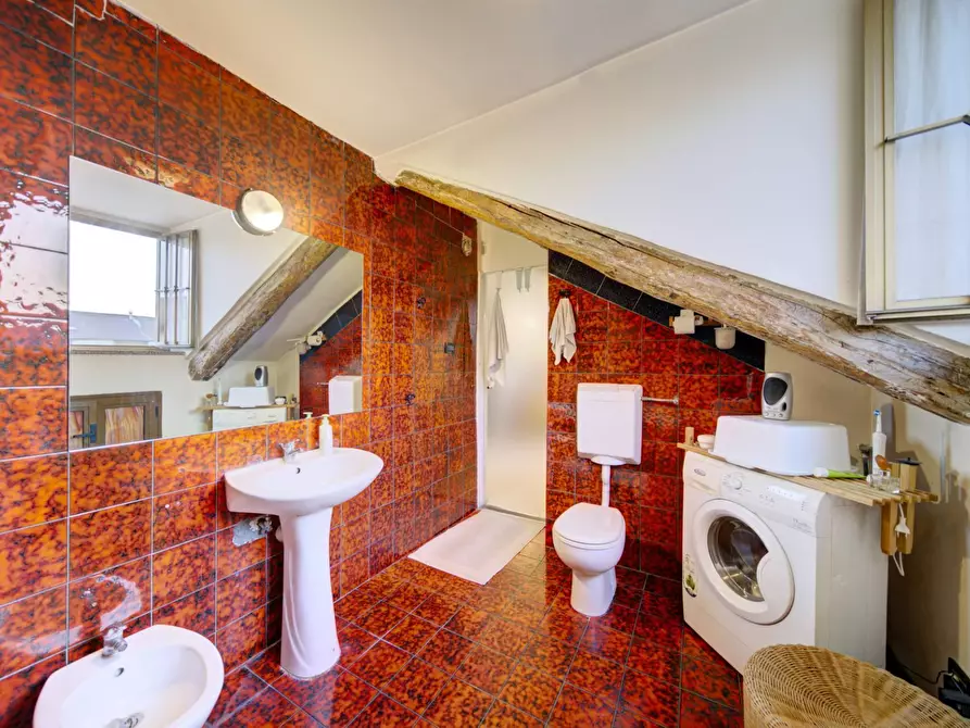 Immagine 12 di Appartamento in vendita  in Via Verzuolo a Torino