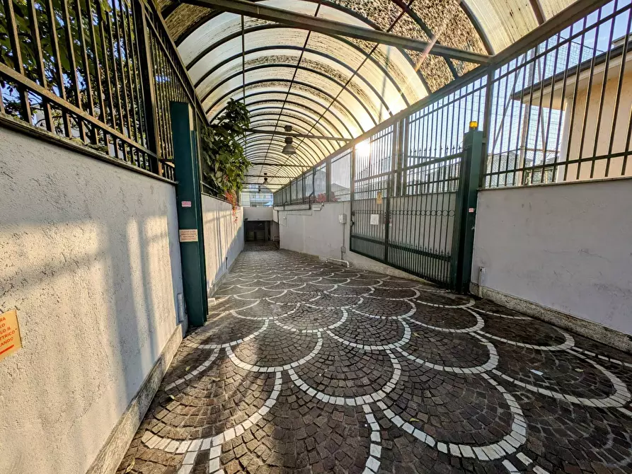 Immagine 4 di Box auto in vendita  in via vigone a Torino