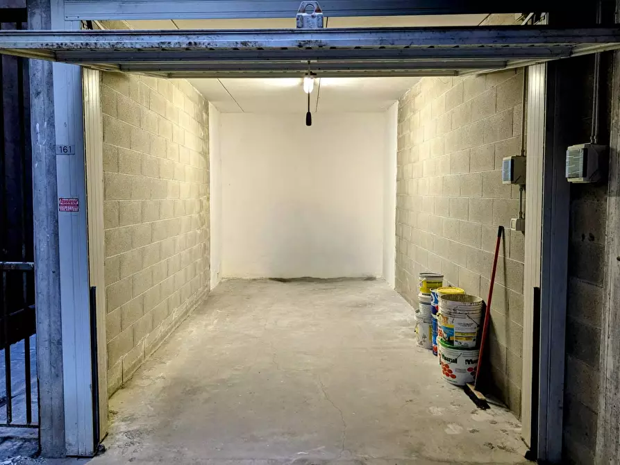 Immagine 6 di Box auto in vendita  in via vigone a Torino