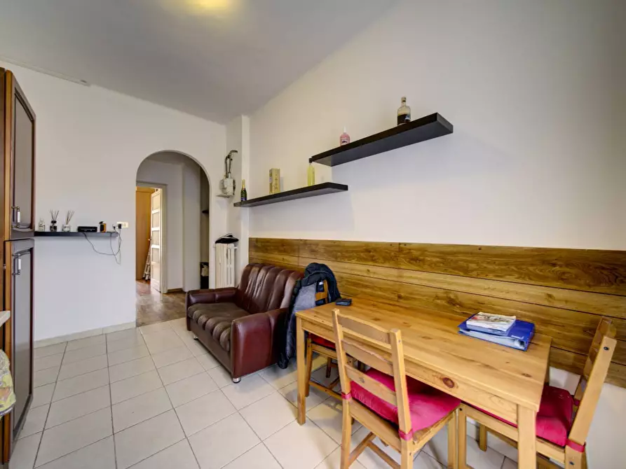 Immagine 4 di Appartamento in vendita  in Via Borgosesia a Torino