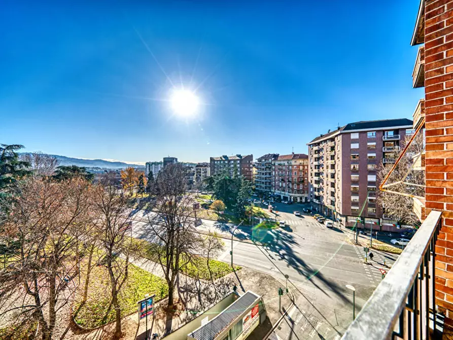 Immagine 22 di Appartamento in vendita  in Piazza Adriano a Torino