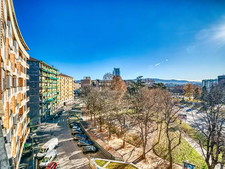 Immagine 21 di Appartamento in vendita  in Piazza Adriano a Torino