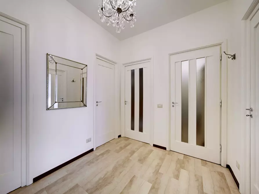 Immagine 6 di Appartamento in vendita  in Piazza Adriano a Torino