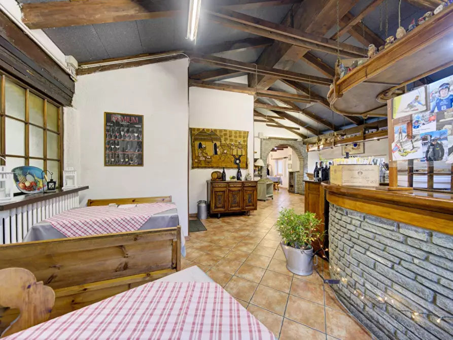 Immagine 20 di Locale commerciale in vendita  in Via Nazionale a Pinerolo