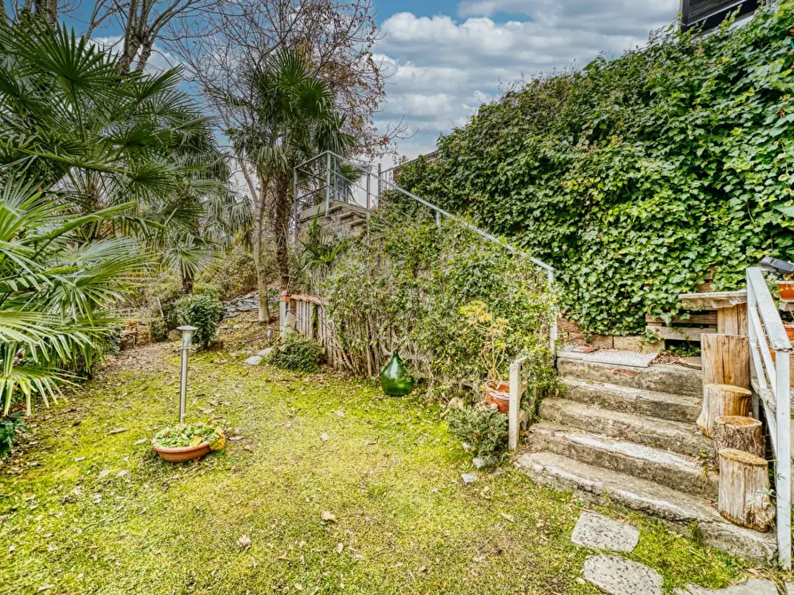 Immagine 4 di Locale commerciale in vendita  in Via Nazionale a Pinerolo