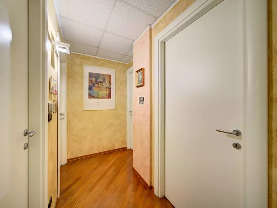 Immagine 13 di Appartamento in vendita  in Corso Regina Margherita a Torino