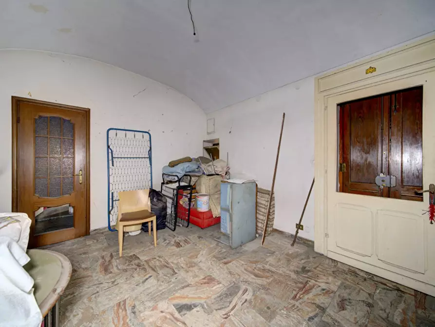 Immagine 11 di Appartamento in vendita  in Via Montebello a Torino