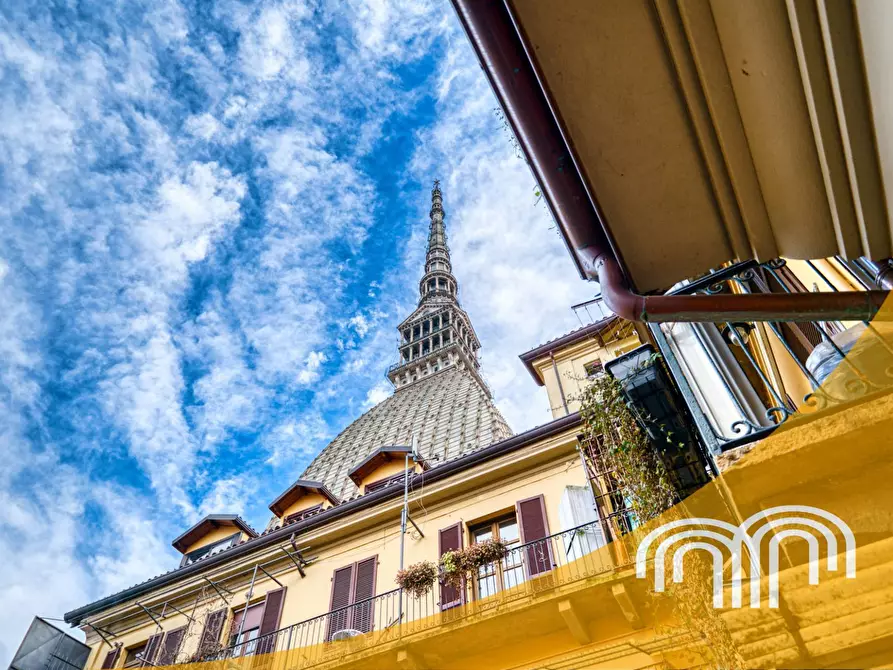 Immagine 1 di Appartamento in vendita  in Via Montebello a Torino