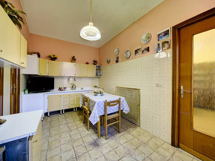 Immagine 12 di Appartamento in vendita  in Via Vanchiglia a Torino