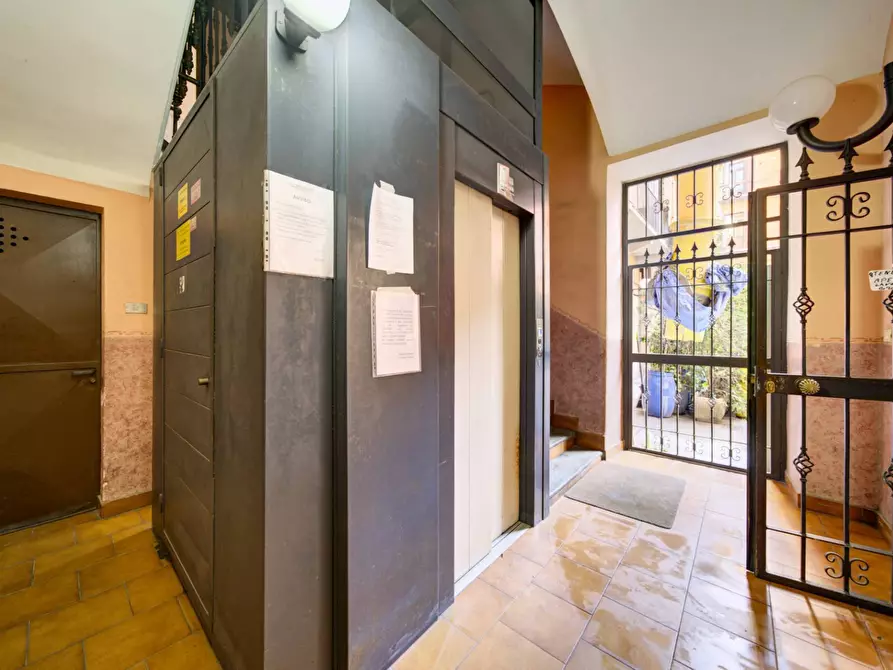 Immagine 5 di Appartamento in vendita  in Via Vanchiglia a Torino