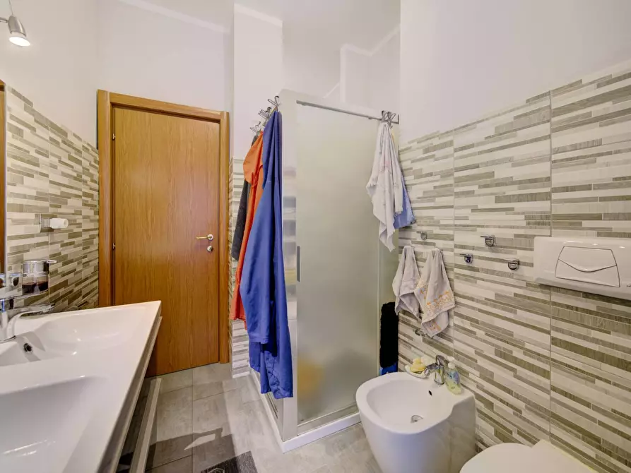 Immagine 21 di Appartamento in vendita  in Corso Peschiera a Torino