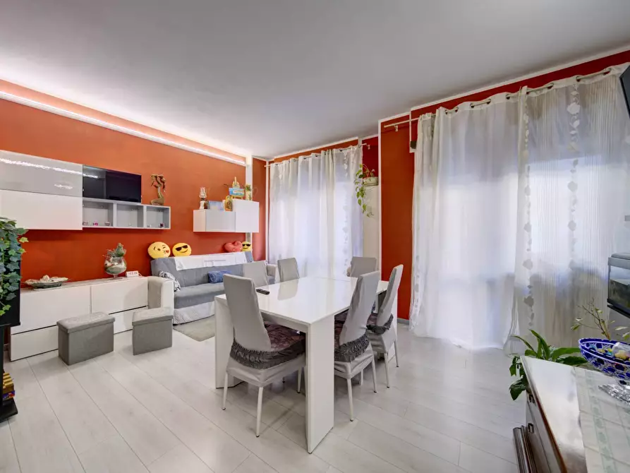 Immagine 6 di Appartamento in vendita  in Corso Peschiera a Torino